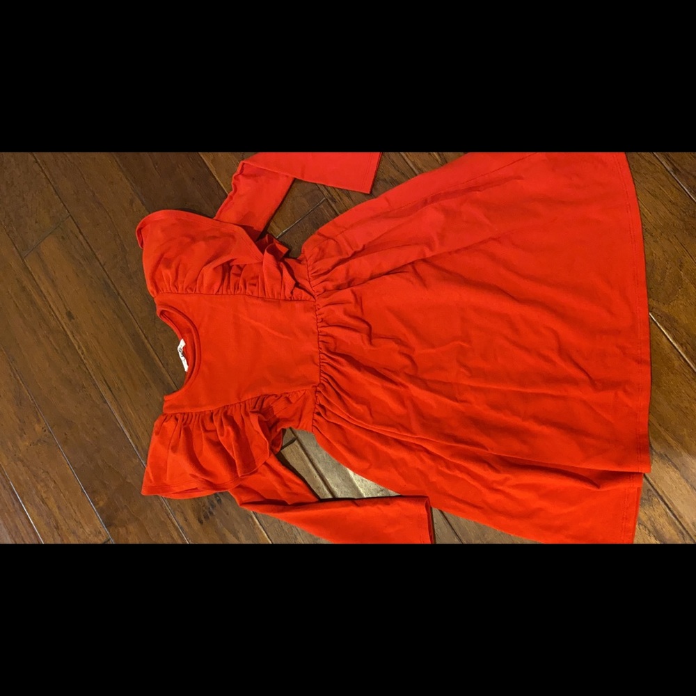girls  christmas dress. color red sz 7